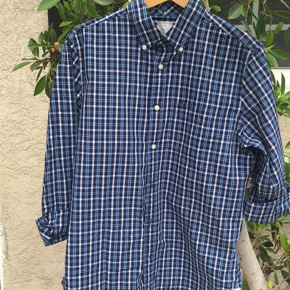 Men’s GAP button down shirt, Sz:S